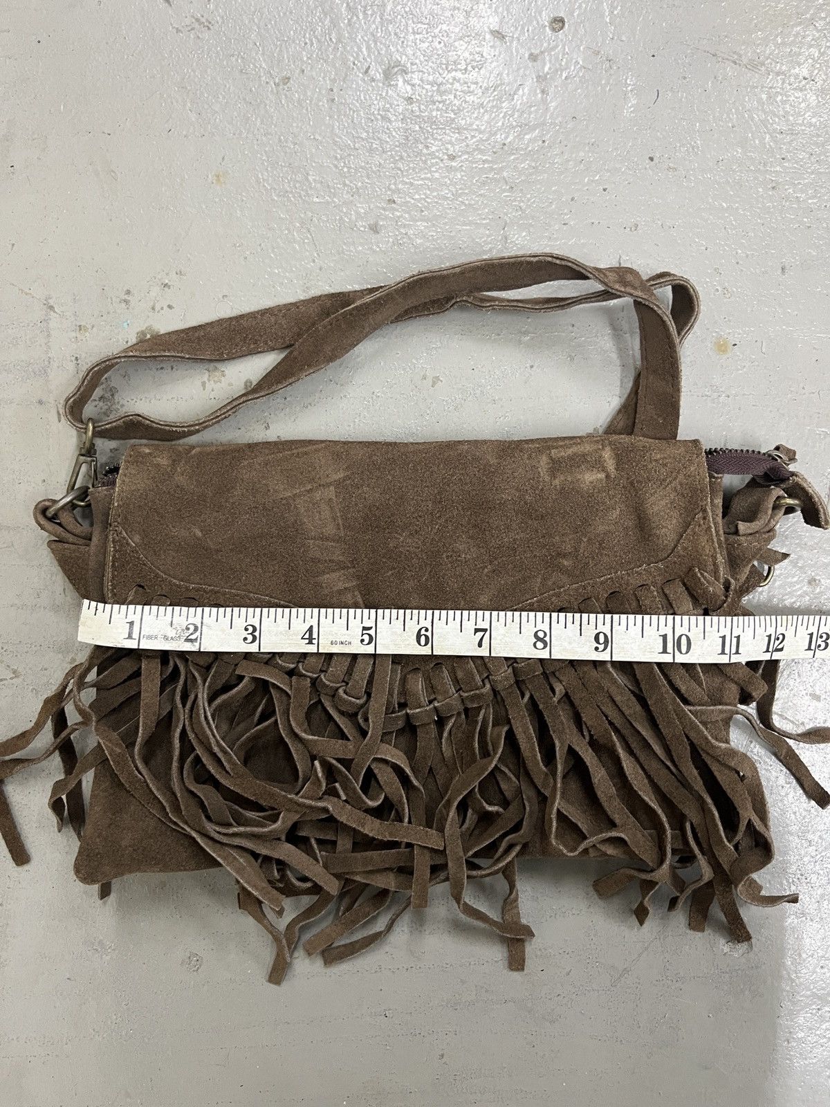 GOA 2000s GOA Fringe Brown Cowhide Suede Leather Sling Bag Size ONE SIZE - 23 Thumbnail