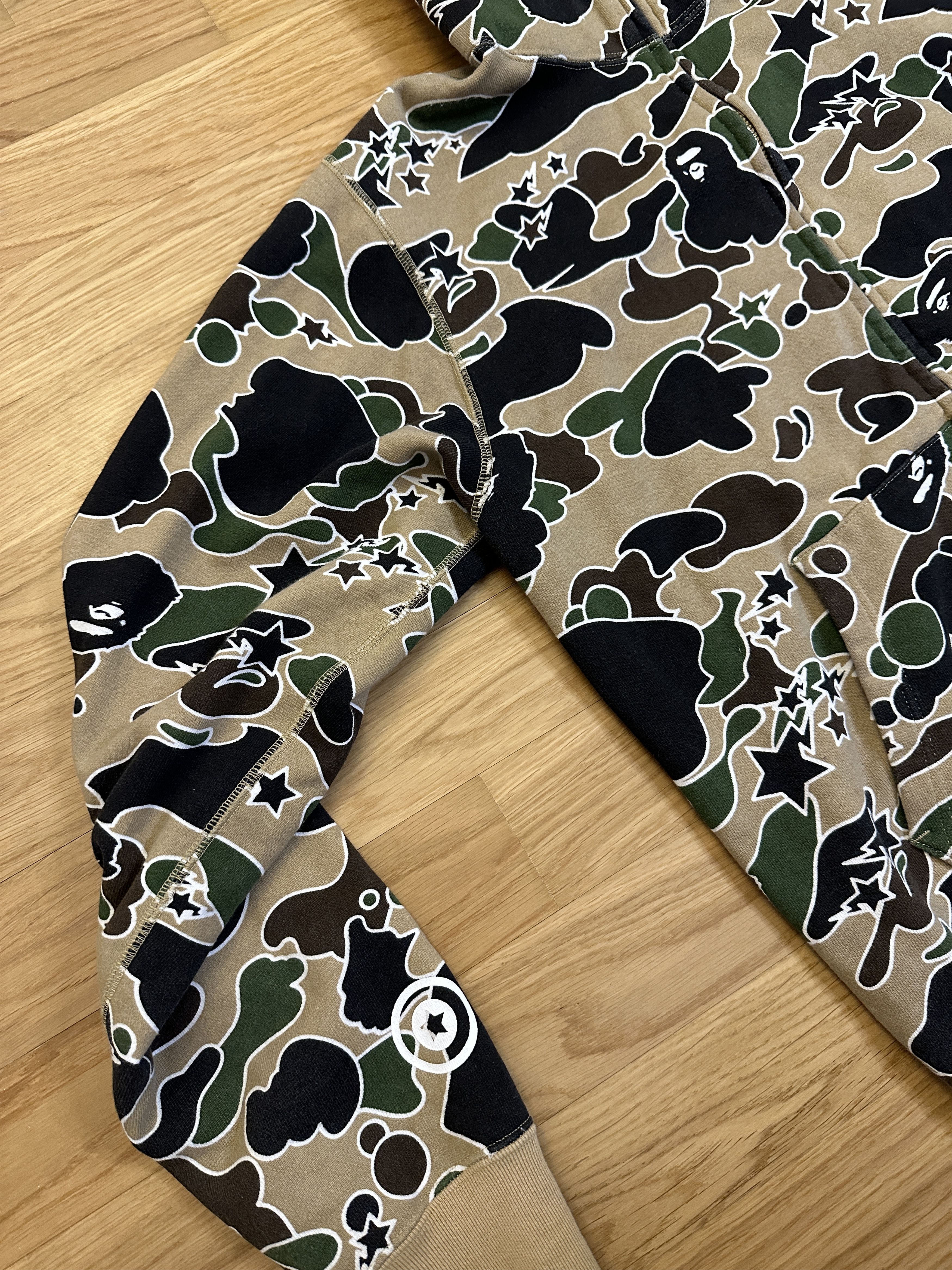 Bape BAPE Shark Full Zip Hoodie Beige Camo Size US M / EU 48-50 / 2 - 3 Thumbnail