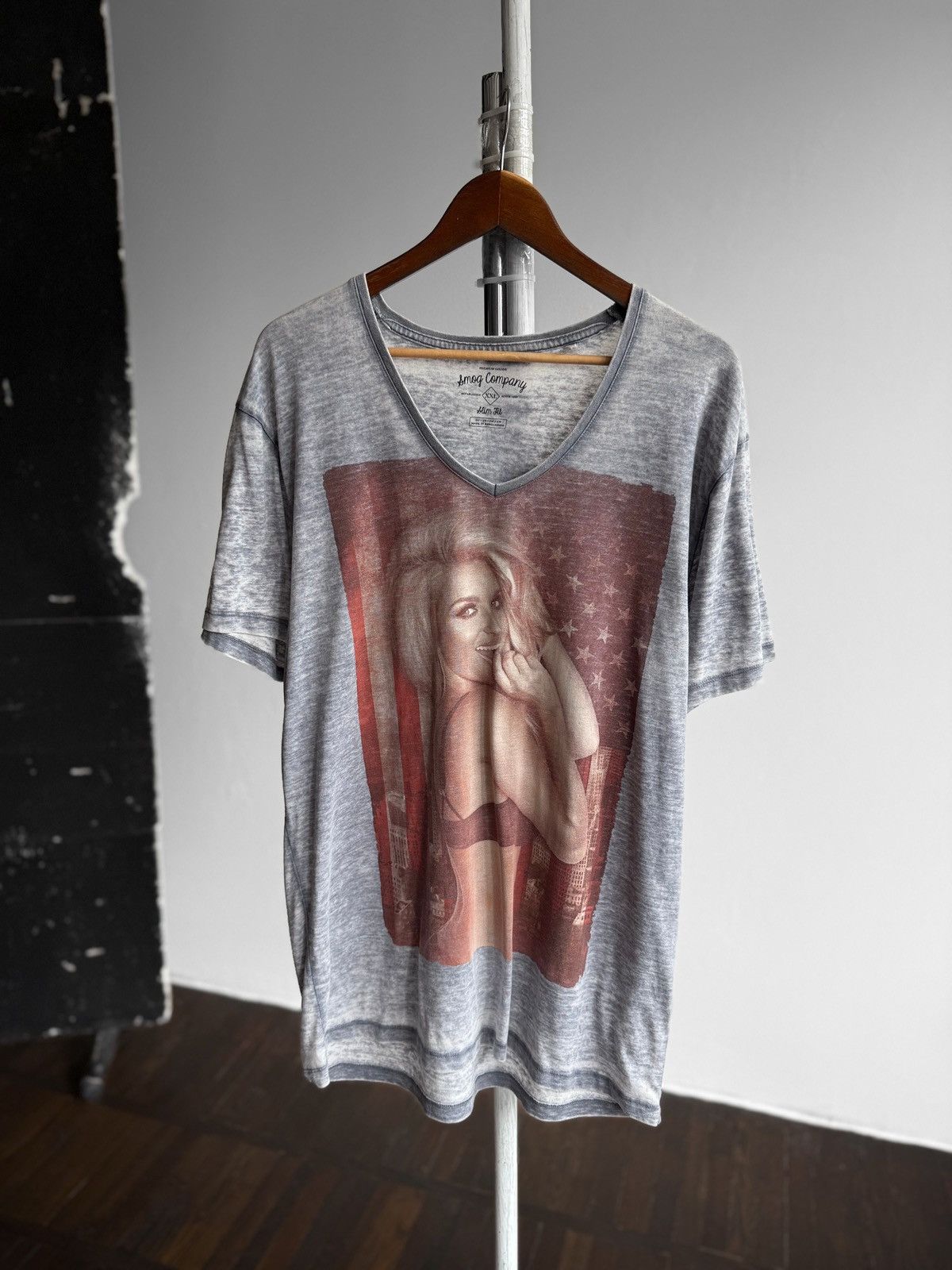 Designer Smog Company Mens Grey Acid Wash V-Neck Graphic SS T-Shirt Size US XXL / EU 58 / 5 - 1 Thumbnail