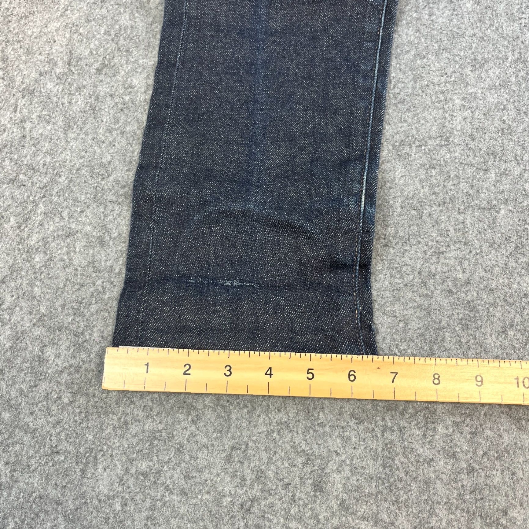 Uniqlo Uniqlo Mens Jeans Slim Straight Fit 32 32 Dark Blue Indigo Denim Slim 32 Jeans Mens Reg 5-Pocket Design Blue Mid Rise Buttons Zip Casual Vintage No Size US 32 / EU 48 - 3 Thumbnail