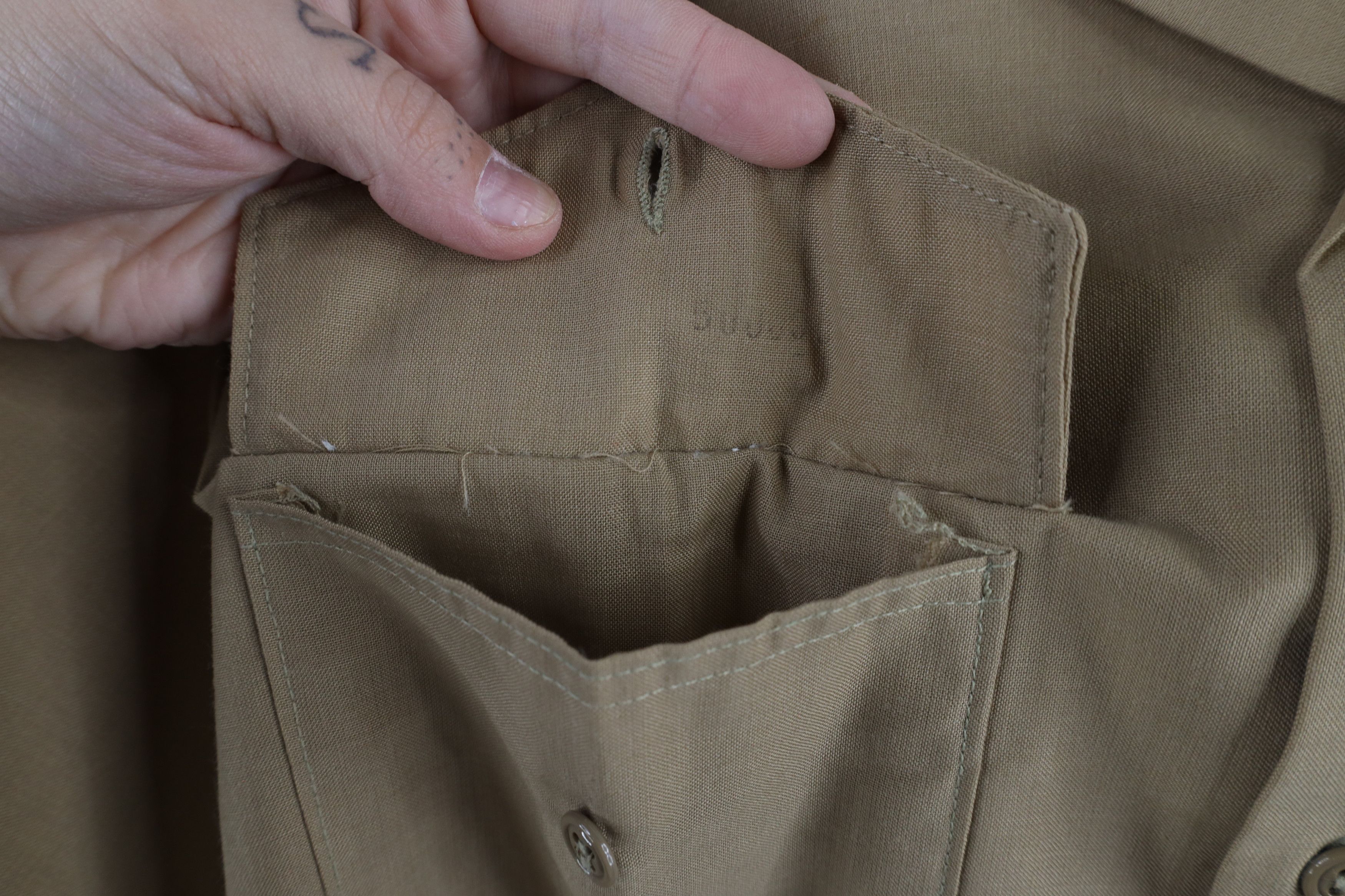 Vintage Vintage 90s Military Short Sleeve Field Button Shirt USA Size US M / EU 48-50 / 2 - 5 Thumbnail