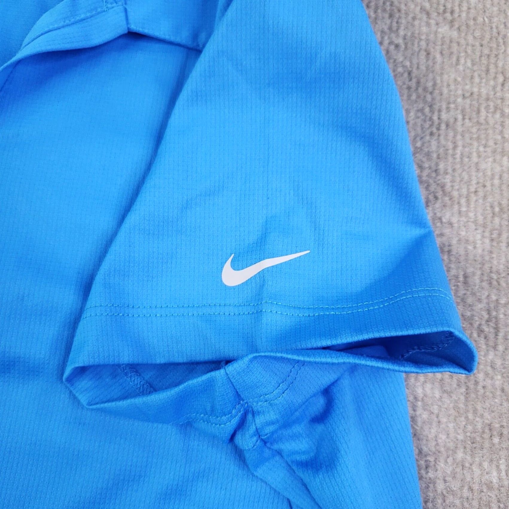 Nike Nike Polo Shirt Womens Large Blue Casual Golf Lightweight Wicking Logo Polo Nike Shirt Womens Large Blue Casual Golf Lightweight Wicking Logo Size L / US 10 / IT 46 - 7 Thumbnail