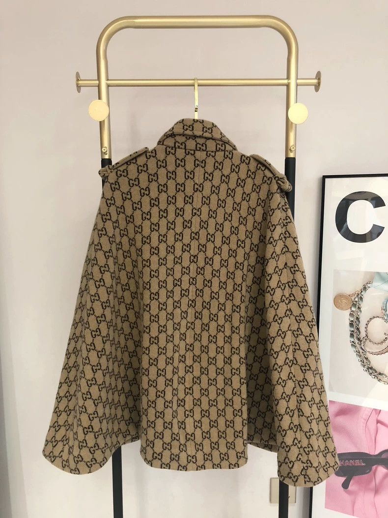 Gucci Gucci Classic double G old flower full print logo cloak jac Size US S / EU 44-46 / 1 - 2 Thumbnail