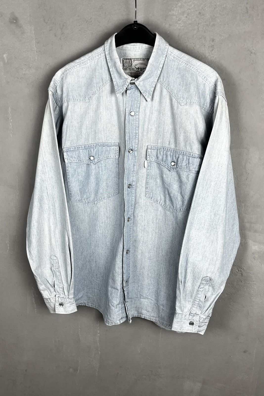 Levi's × Levi's Vintage Clothing × Vintage Levi’s denim shirt vintage 90s Size US M / EU 48-50 / 2 - 3 Thumbnail