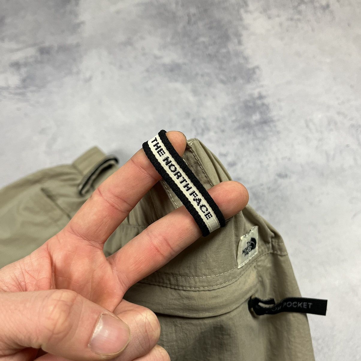 The North Face The North Face cargo nylon gorpcore transformer pants Size US 34 / EU 50 - 14 Thumbnail