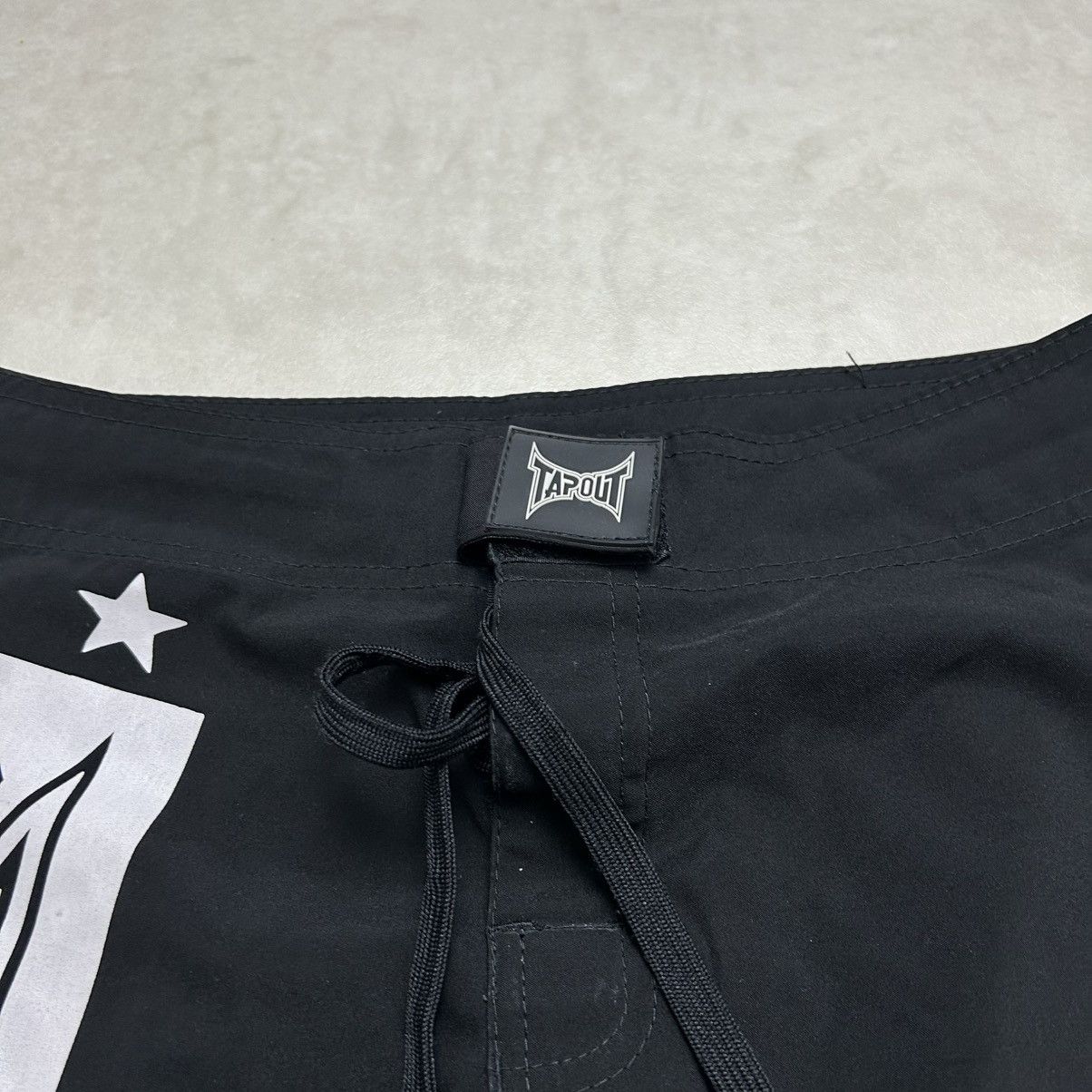 Tapout Tapout Y2K Eagle Black Shorts Swag Size US 30 / EU 46 - 2 Thumbnail