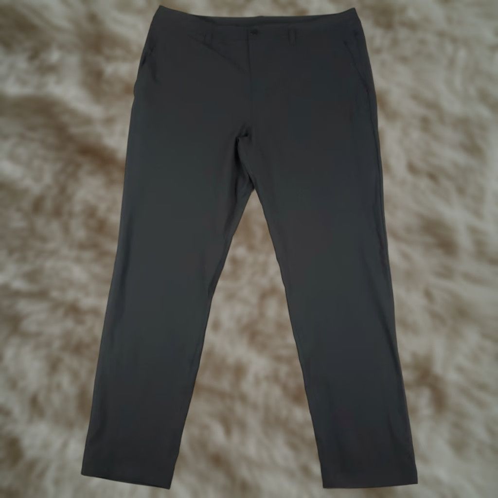 Lululemon Lululemon Pants Mens 38x33 Black Chino Trousers Flat Front Regular Fit Pocket Slash Pockets Size US 38 / EU 54 - 1 Thumbnail