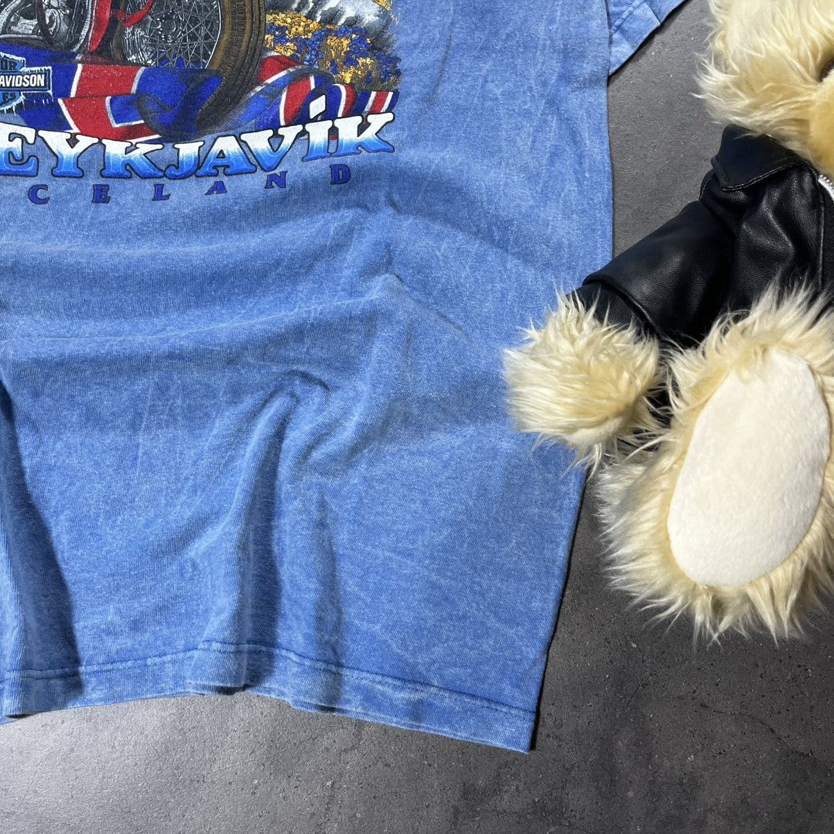 Harley Davidson Vintage 90s Harley Davidson Moto Biker Reykjavik Tee Tshirt Size US M / EU 48-50 / 2 - 6 Thumbnail