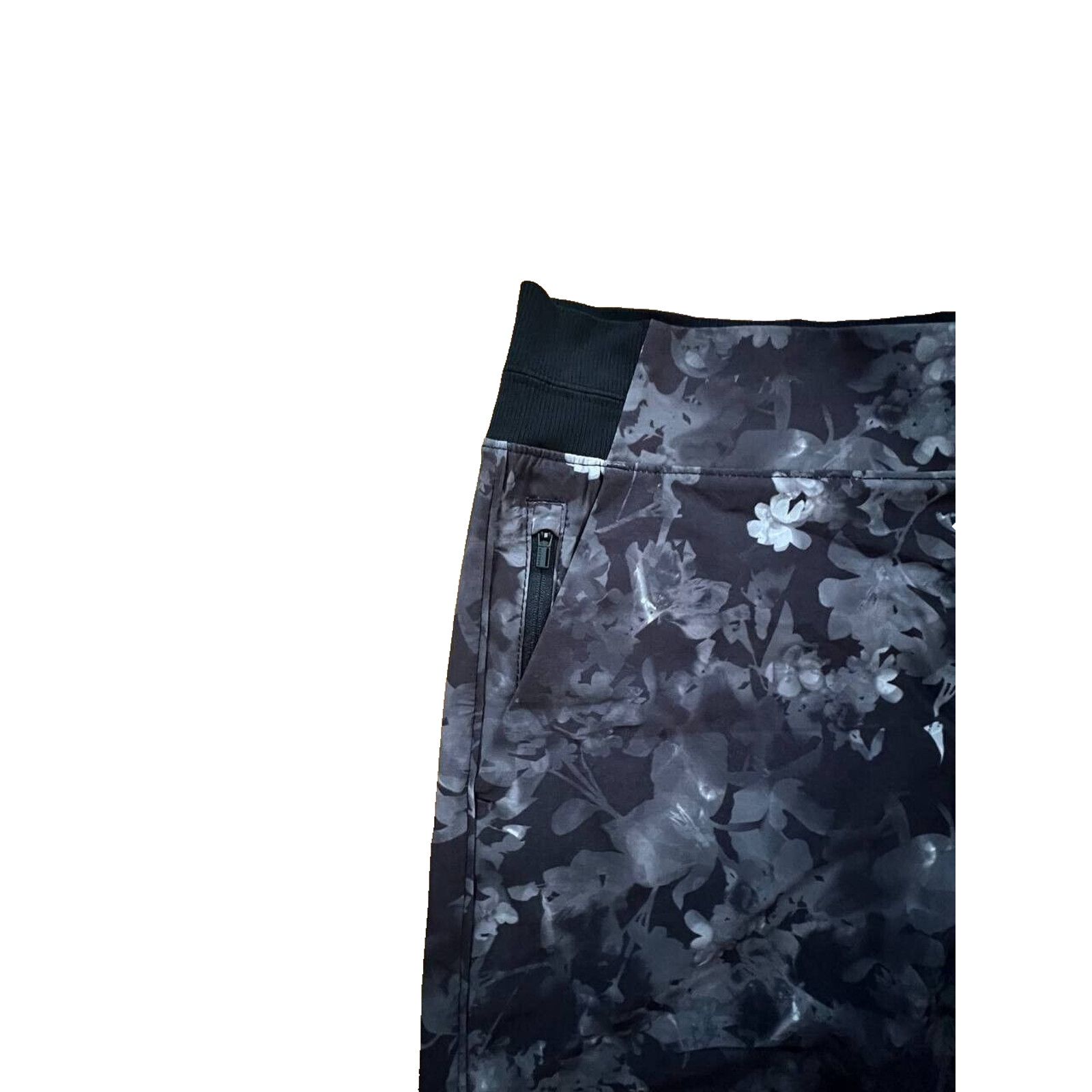 Athleta Athleta Brooklyn Floral Black Printed Shorts 12 A000570 Size 34" / US 12 / IT 48 - 5 Thumbnail