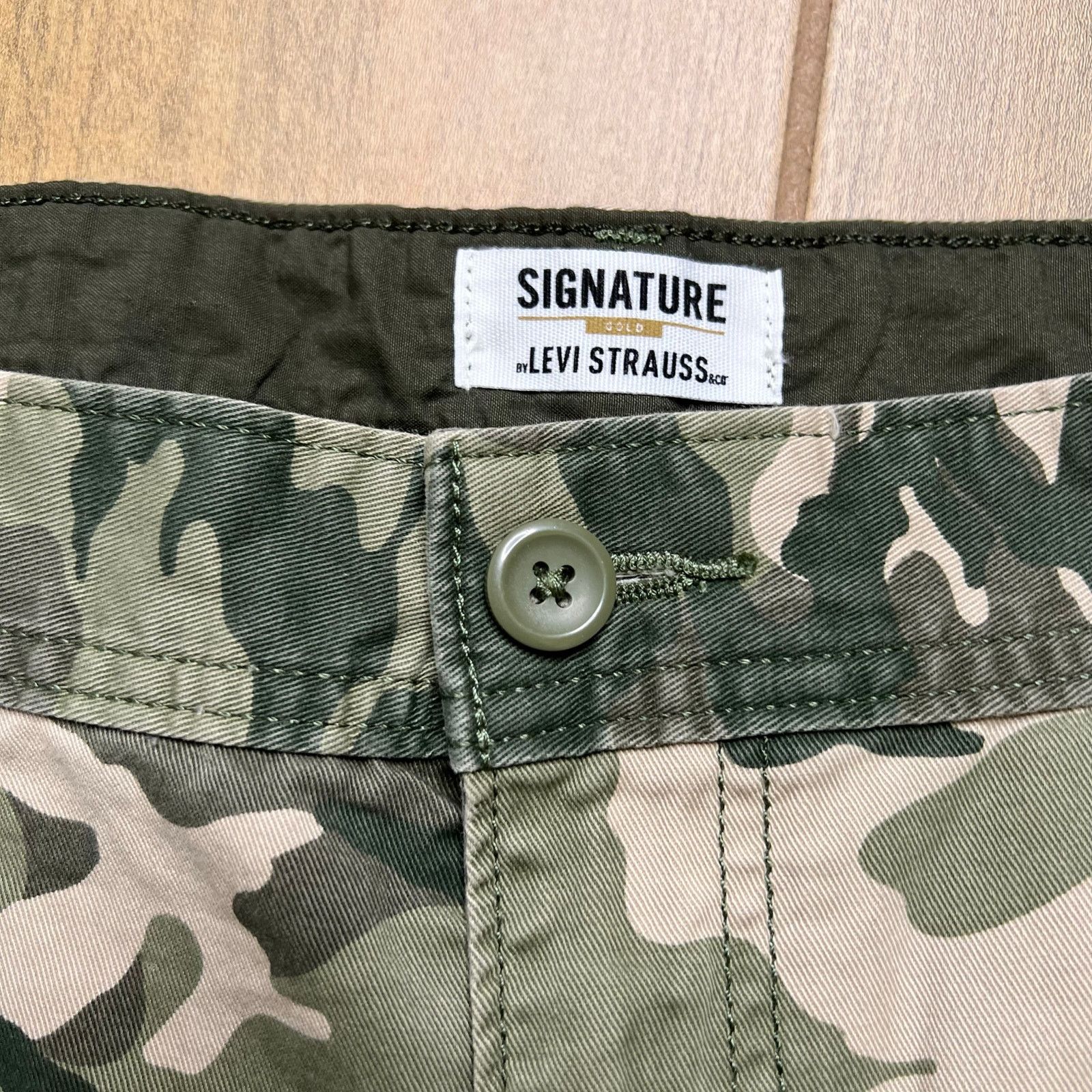 Vintage Levi Strauss Shorts Mens Sz 38 Green Camouflage Cargo Y2K Size US 38 / EU 54 - 2 Thumbnail