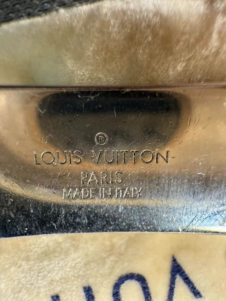 Louis Vuitton Louis Vuitton Louis Vuitton Cuban Bracelet with Dust Bag-2 Size ONE SIZE - 6 Thumbnail