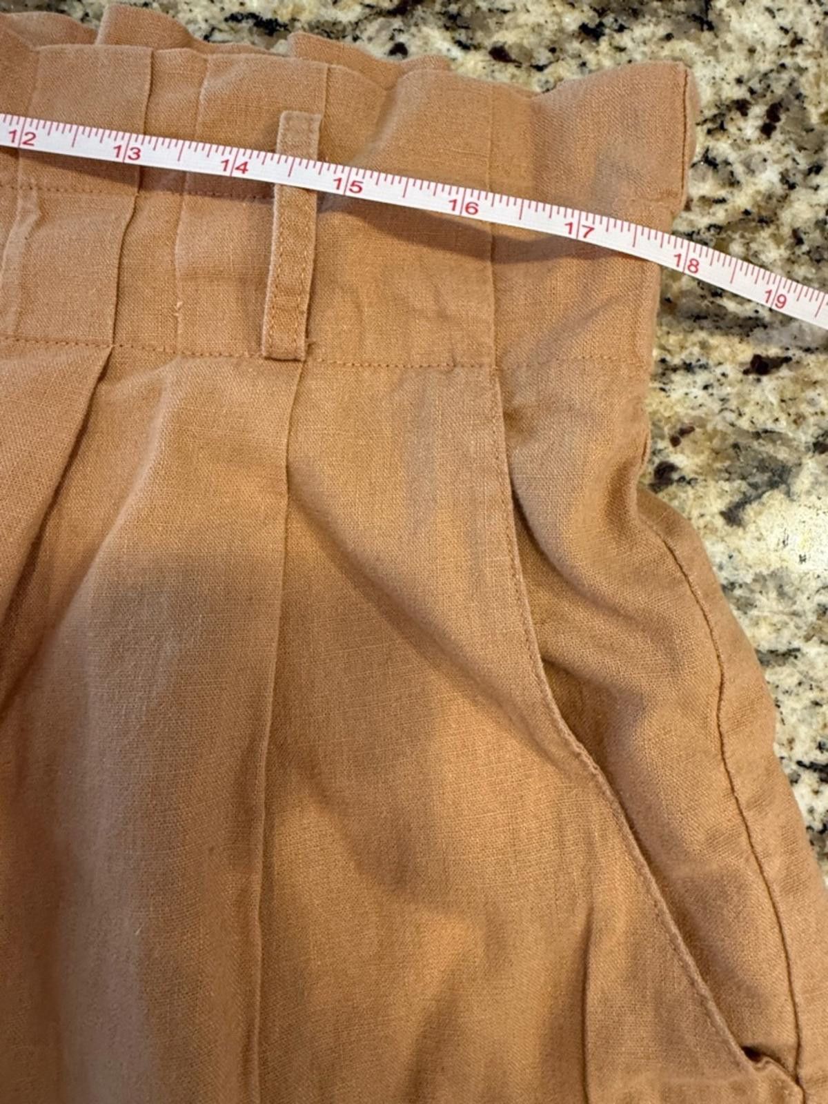 Asos ASOS paper bag linen blend shorts light brown/ tan SZ 14 Size 36" / US 14 / IT 50 - 7 Thumbnail