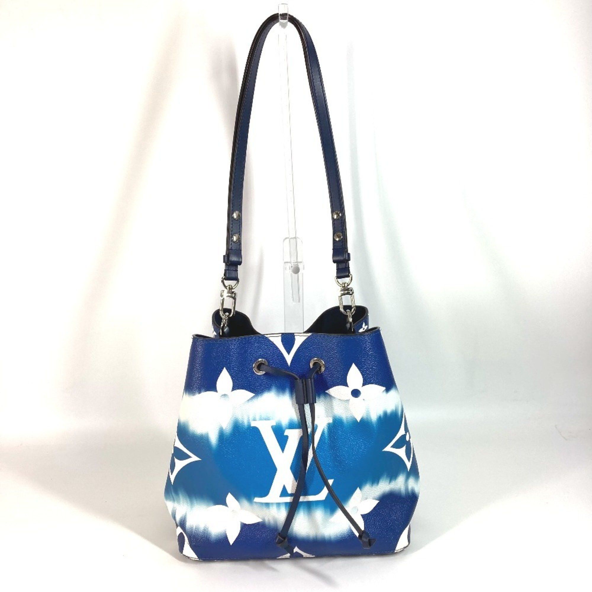 Louis Vuitton M45126 Lv Escale Neonoe Drawstring Bag Shoulder Leather Women's Blue