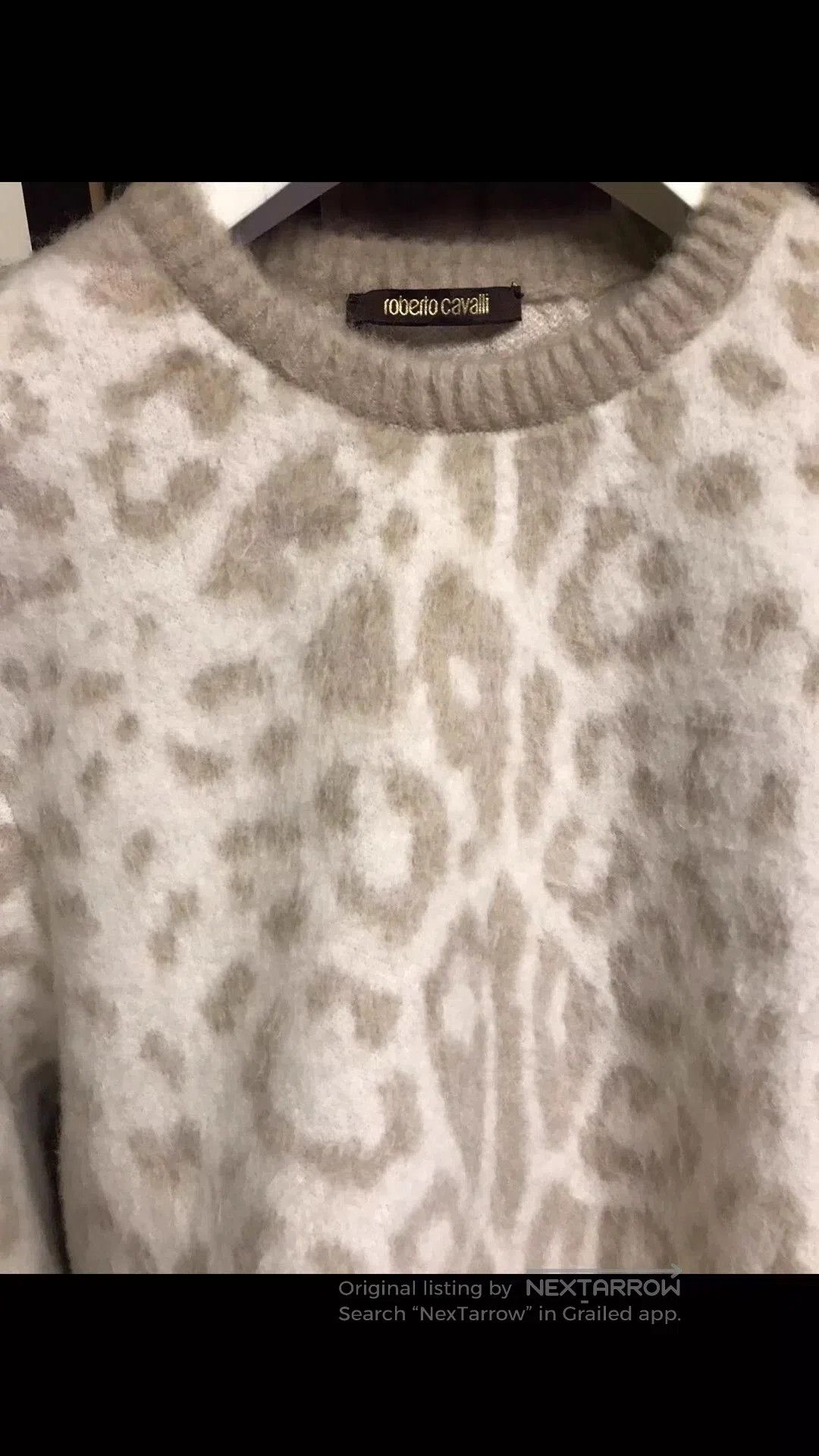 Roberto Cavalli Beige Leopard Print Knit Sweater. Size US M / EU 48-50 / 2 - 3 Thumbnail
