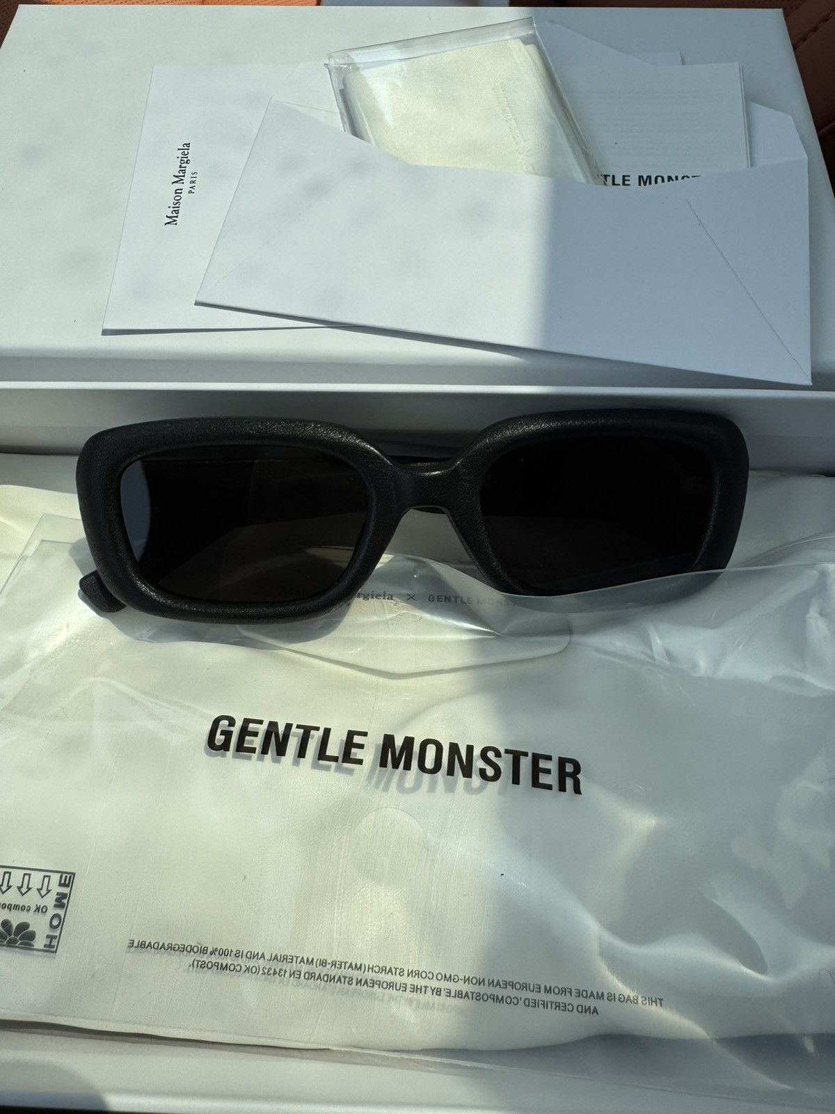 Gentle Monster x Maison Margiela MM106 Leather Black Black