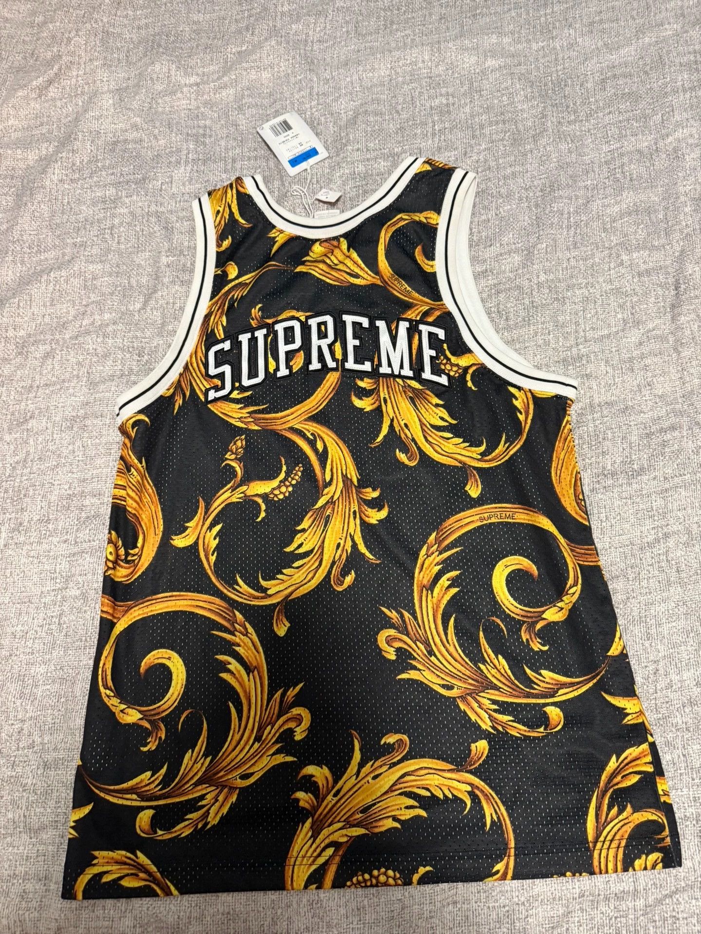 Supreme Supreme x Nike Straw Phoenix Jersey M New Tags Size US M / EU 48-50 / 2 - 5 Thumbnail