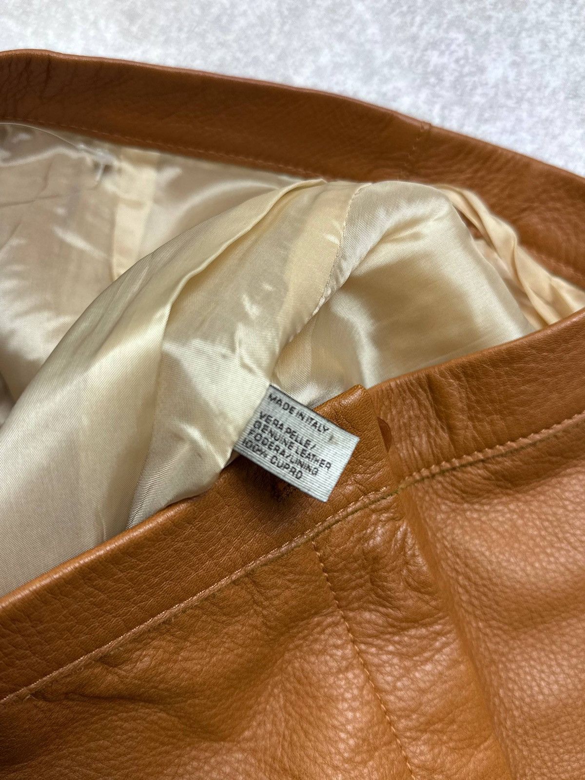 Bottega Veneta Bottega Venetta Genuine Leather Skirt IT 40 Size 27" / US 4 / IT 40 - 9 Thumbnail