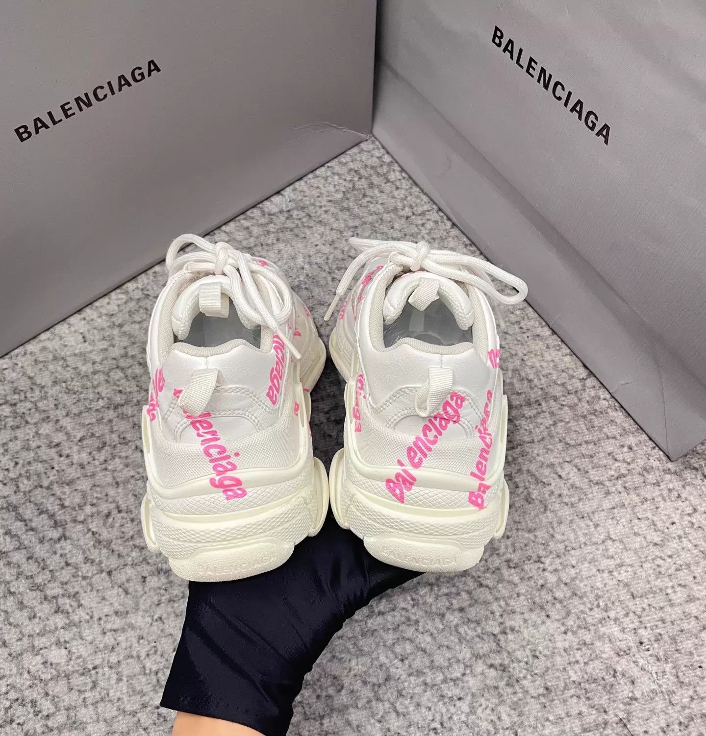 Balenciaga Balenciaga Triple S White Pink Women's 35 Size US 4.5 / IT 34.5 - 6 Thumbnail
