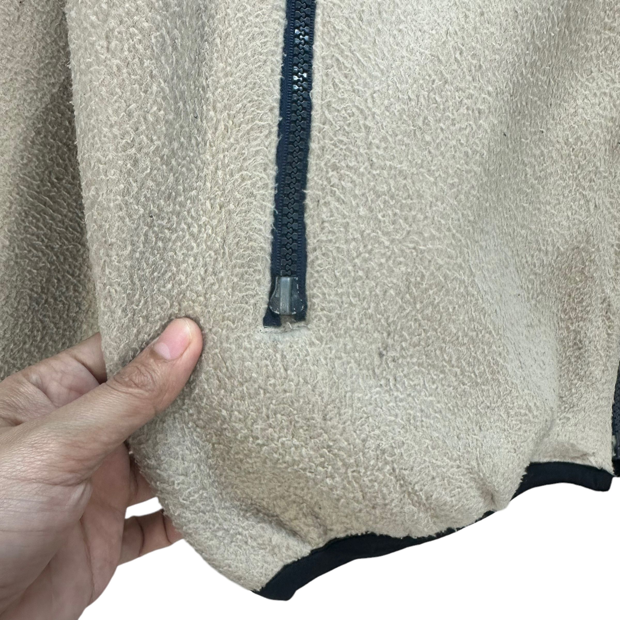Harley Davidson HARLEY DAVIDSON PATCHES ON J&C SPORT FLEECE JACKET #8283-001 Size US L / EU 52-54 / 3 - 5 Thumbnail