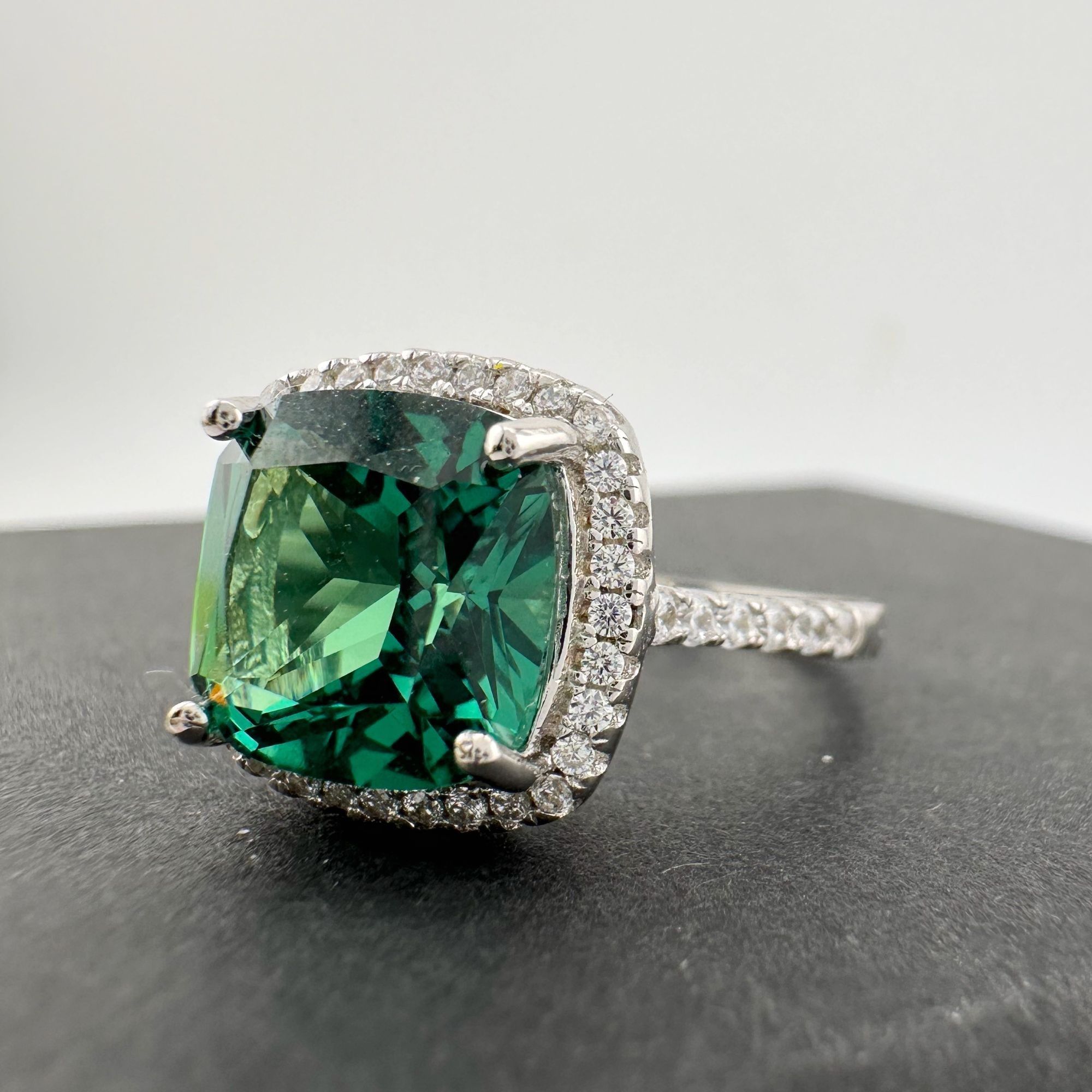 Other 3.56 Carat Lab Created Pariaba Color Change Ring Size 8 Size ONE SIZE - 12 Thumbnail