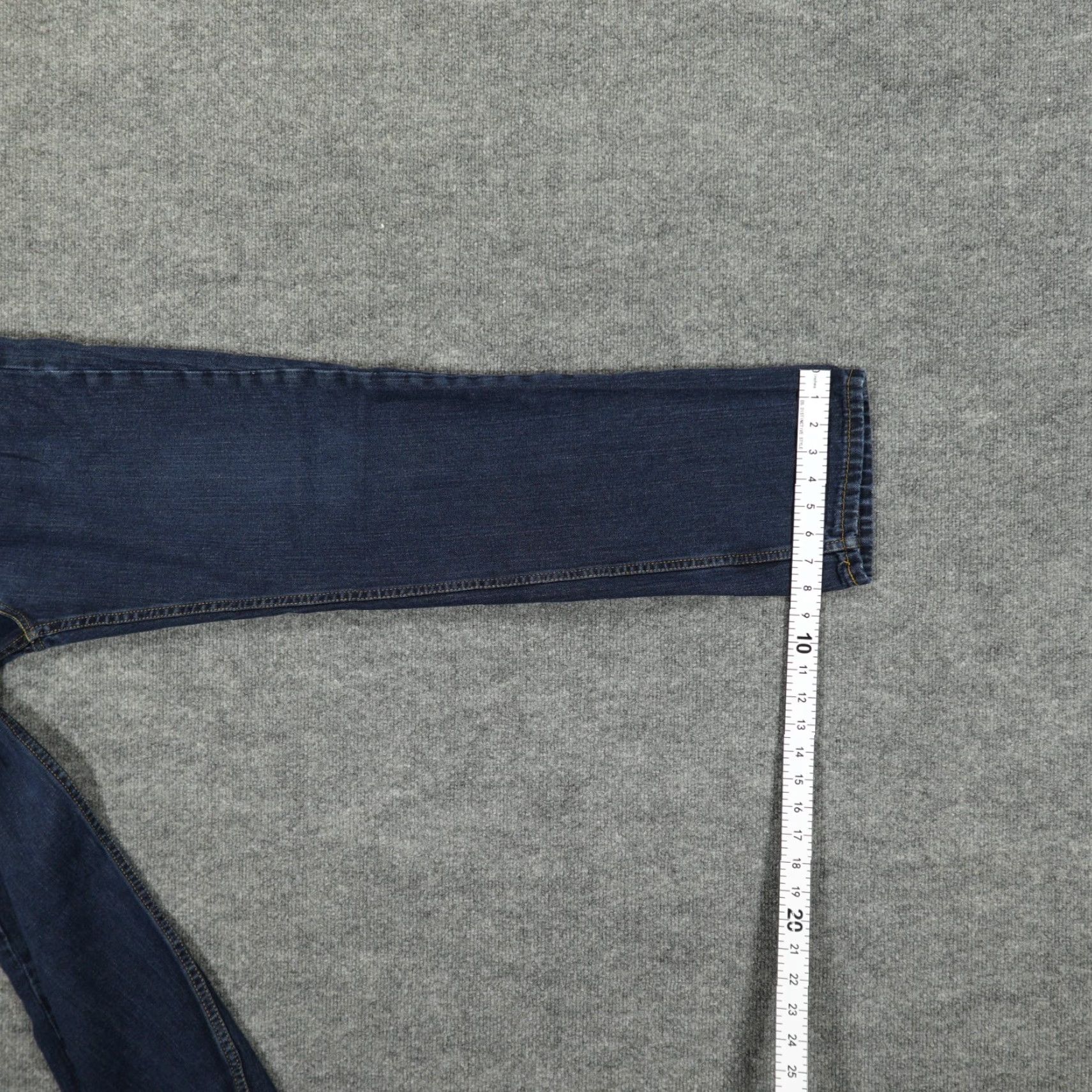 Levi's Levi's 514 Jeans Men 32x31 Blue Regular Straight Dark Wash 5-Pocket Logo Zipper Button Denim Cotton Blend Ancient Vintage Style? Size US 32 / EU 48 - 6 Thumbnail