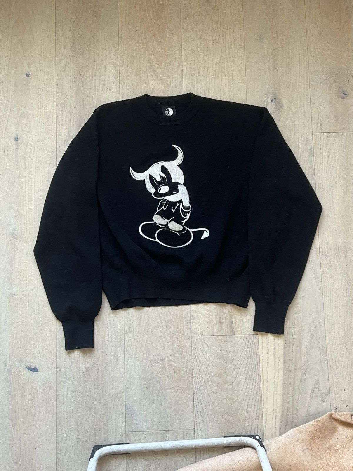 Band Tees Jean Dawson medium mickey sweater black Size US M / EU 48-50 / 2 - 1 Thumbnail