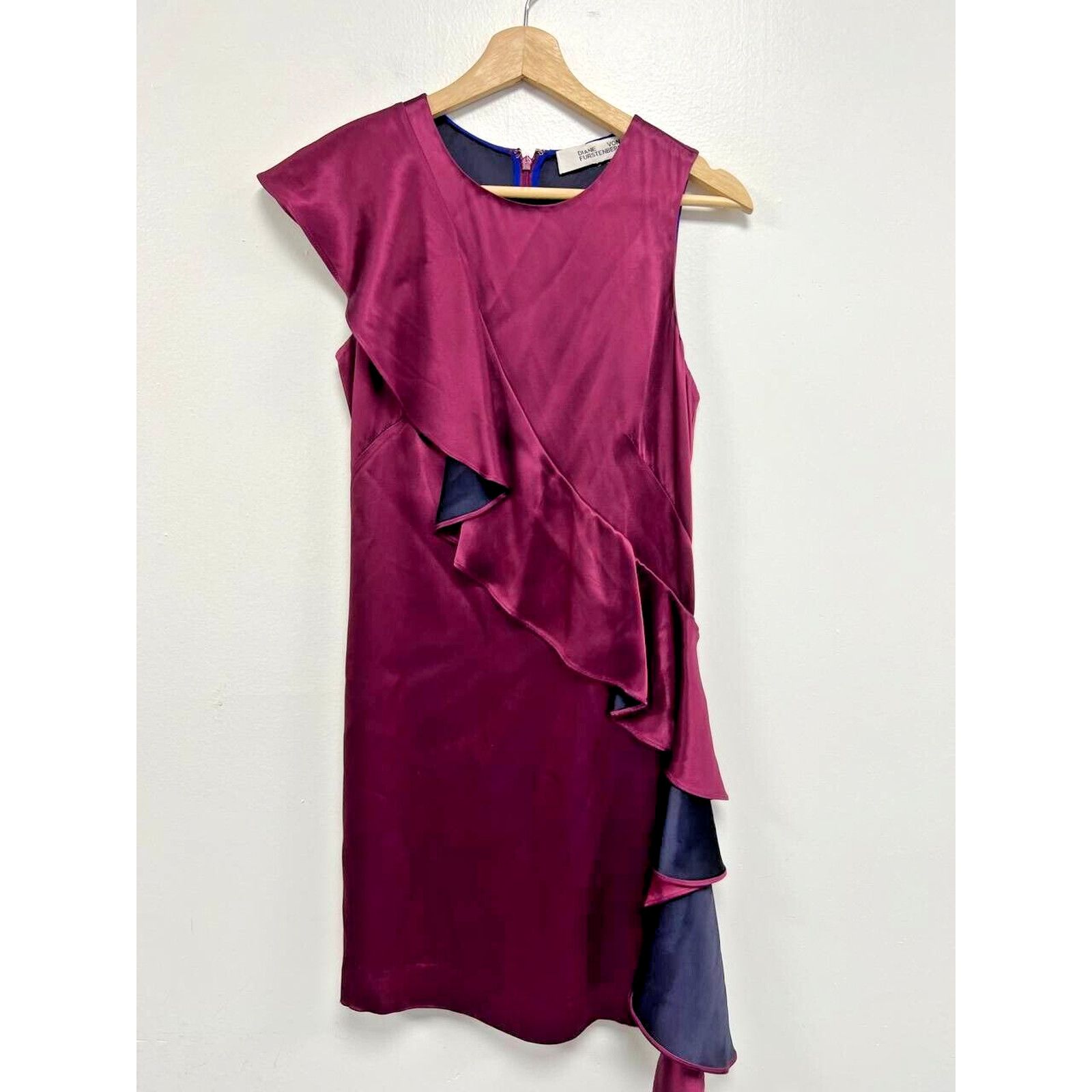 Diane von Furstenberg Diane Von Furstenberg BABYDOLL Body Ruffle size 0 A000038 Size XS / US 0-2 / IT 36-38 - 8 Thumbnail