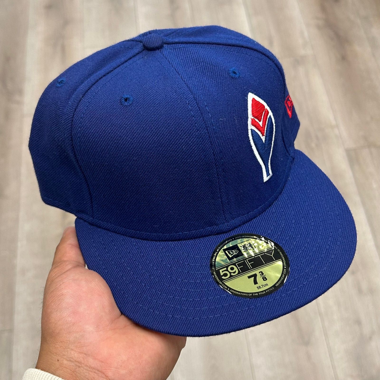 New Era New Era Atlanta Braves Feather Logo fitted cap Hat 7 3/8 Size ONE SIZE - 1 Thumbnail