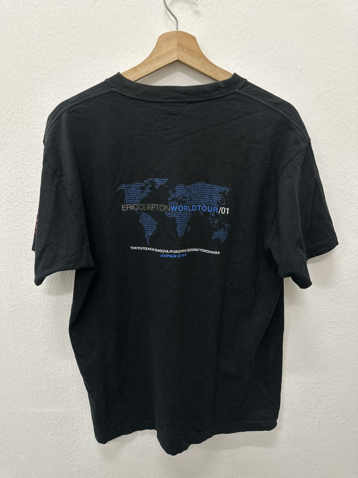 Band Tees Vintage Eric Clapton World Tour 2001 (Japan) T Shirt Size US M / EU 48-50 / 2 - 10 Thumbnail