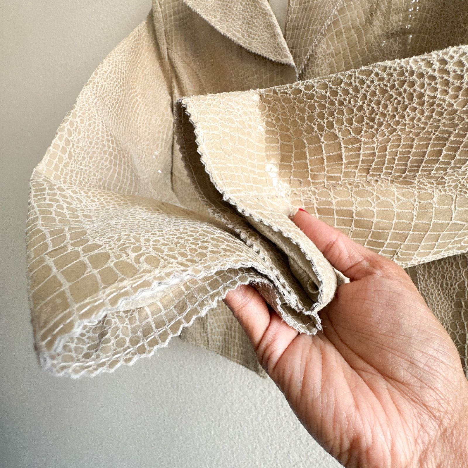 Other Croc Embossed Leather Blazer Jacket Beige Glossy Textured Size L / US 10 / IT 46 - 10 Thumbnail