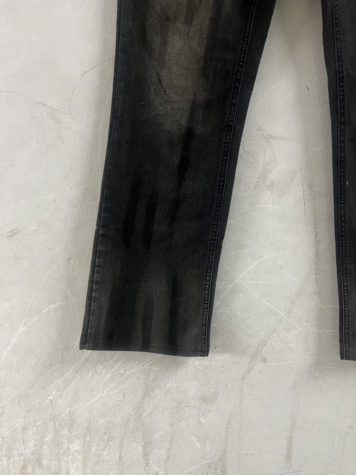 Japanese Brand FLARE UNKNOWN SKULL DENIM PANT Size US 30 / EU 46 - 4 Thumbnail
