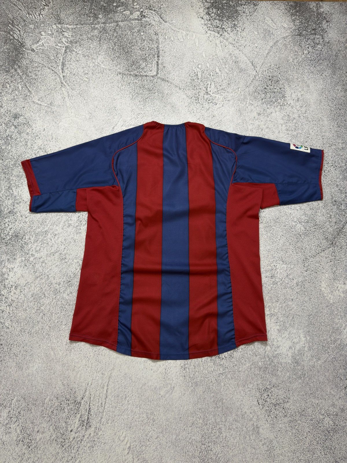 Nike VTG NIKE FC BARCELONA 2004/2005 HOME FOOTBALL SHIRT JERSEY Size US XL / EU 56 / 4 - 13 Thumbnail