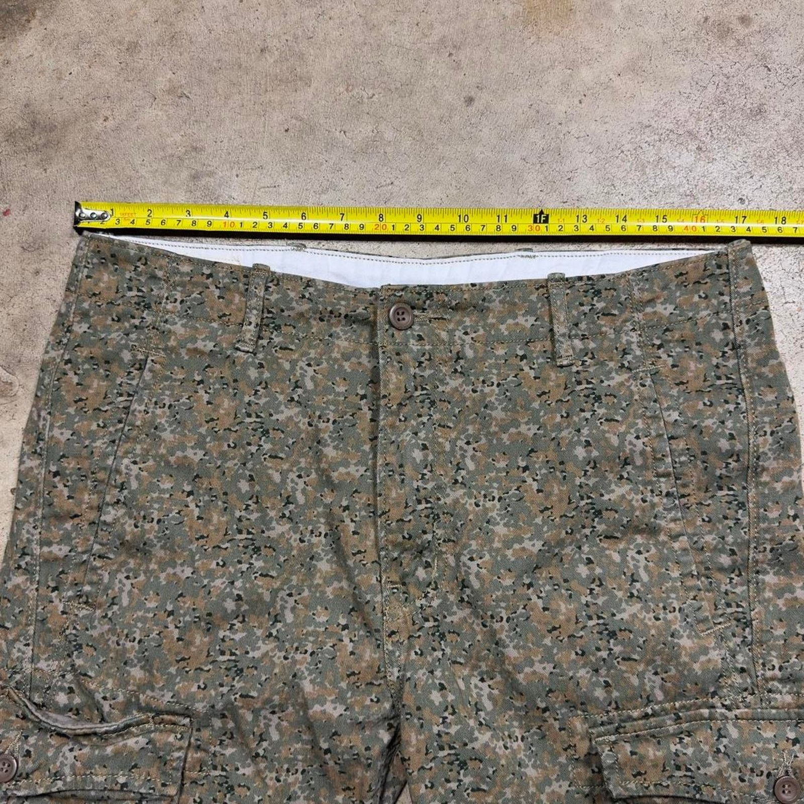 Japanese Brand × Levi's Levi’s Y2K Camouflage White Tab Cargo Pants Size US 34 / EU 50 - 4 Thumbnail