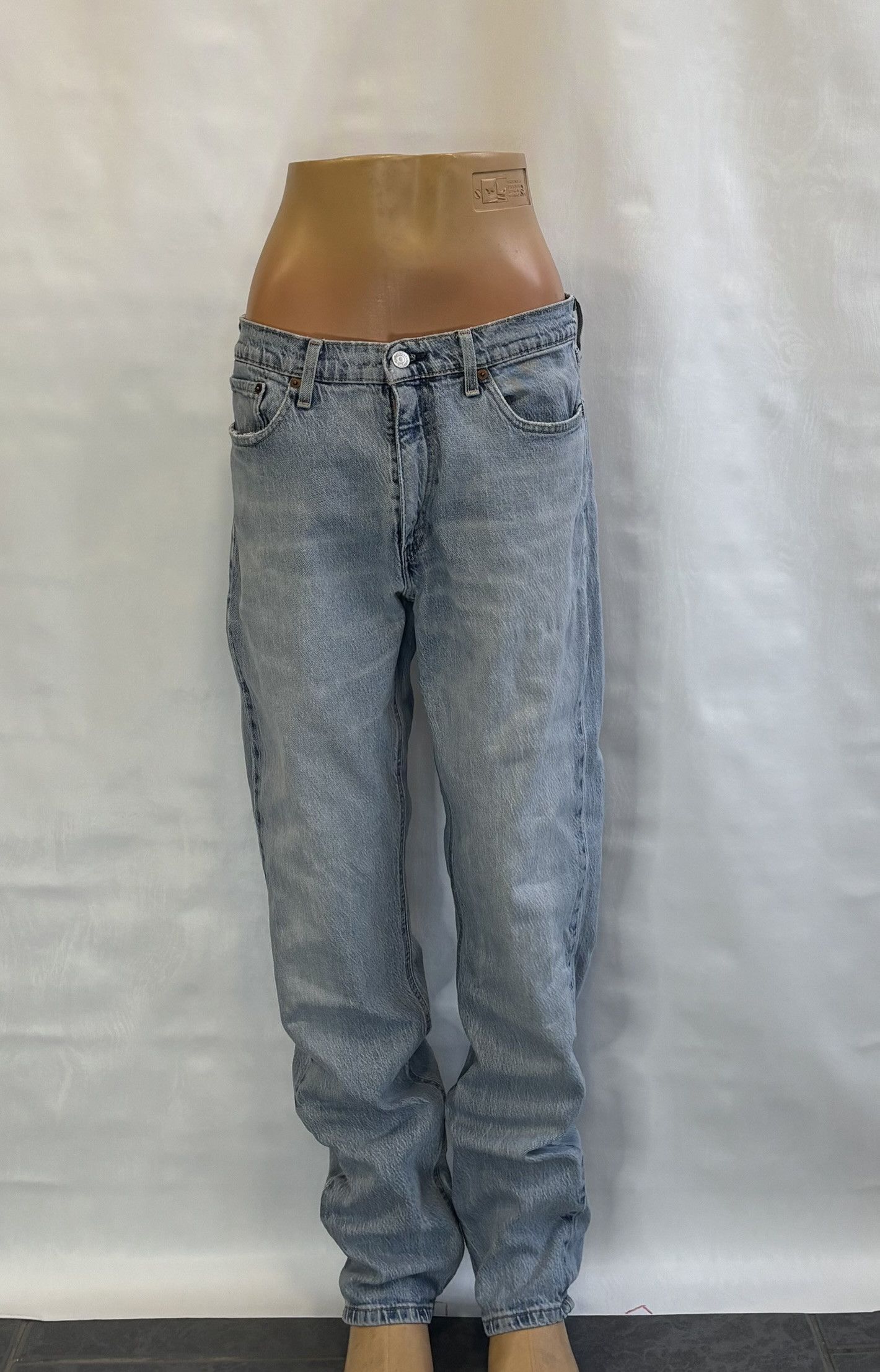 Levi's Levi's 541 Athletic Taper jeans size 33/32 Size US 33 - 2 Thumbnail