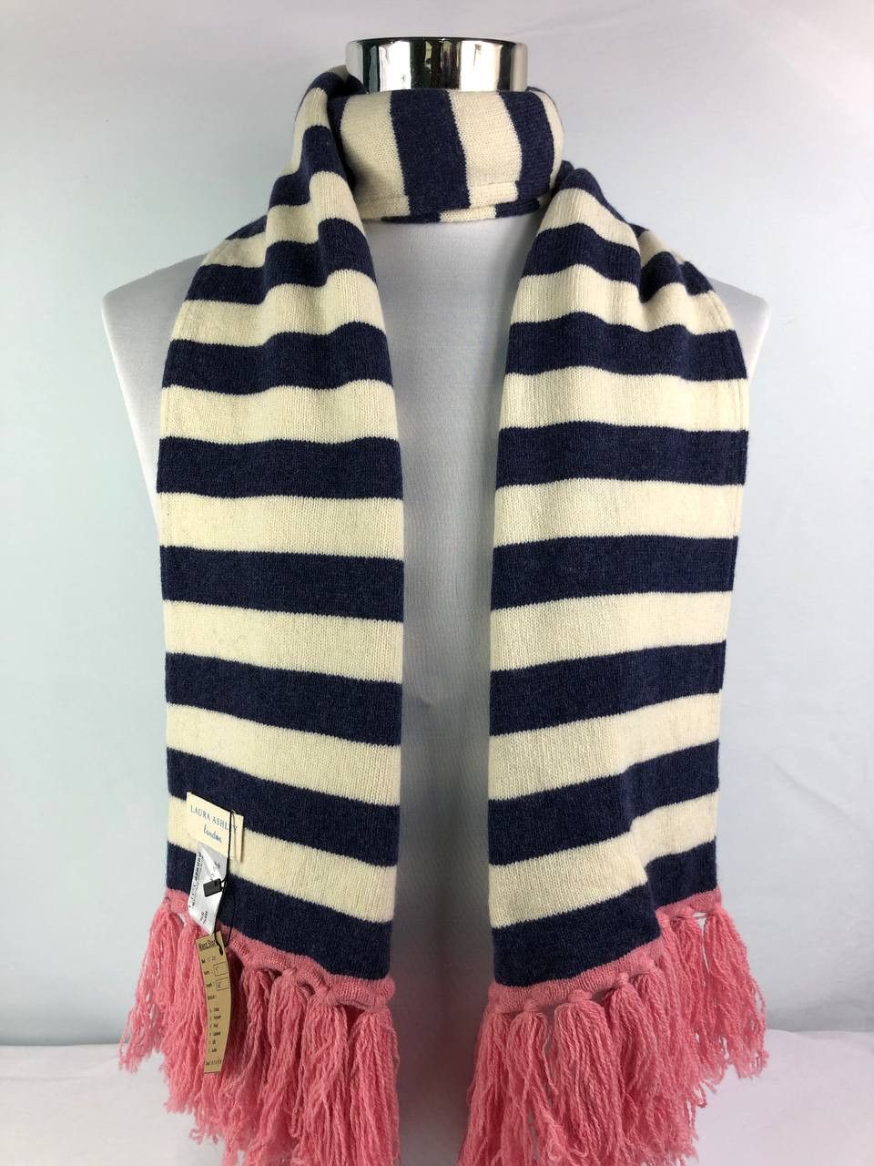 Laura Ashley Laura Ashley Scarf / Muffler / Neckwear FS203 Size ONE SIZE - 2 Thumbnail