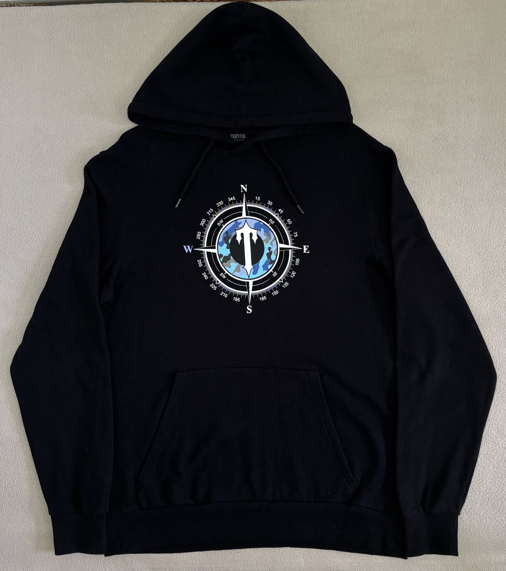 Trapstar London Trapstar Compass Black Hoodie Size XL Size US XL / EU 56 / 4 - 5 Thumbnail