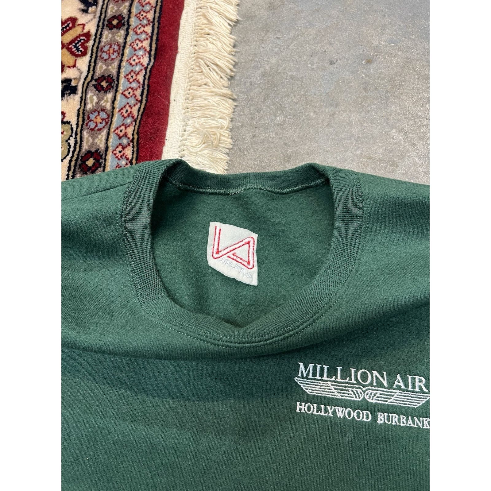 Other Million Air Hollywood Burbank Sweatshirt Men L Green AV Fuel Size US L / EU 52-54 / 3 - 4 Thumbnail