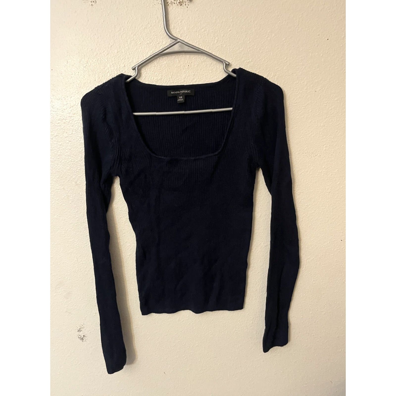 Banana Republic Banana Republic Sweater Women XS Black Rib Square Neck Knit Layering Size XS / US 0-2 / IT 36-38 - 2 Thumbnail