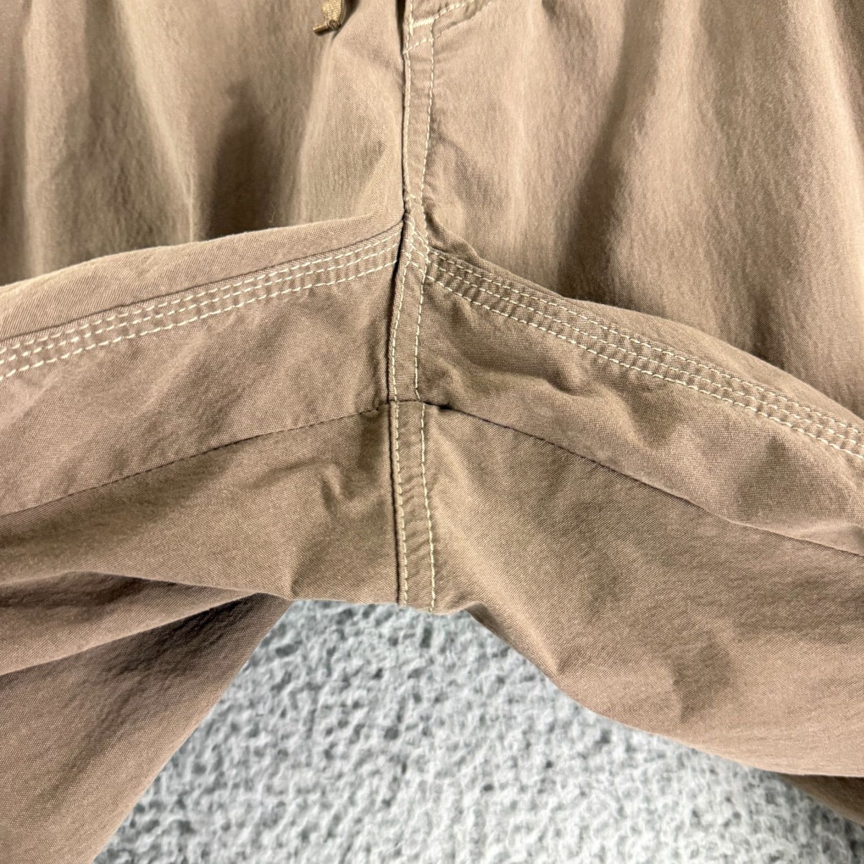 Vintage Kuhl Splash Cargo Roll Up Pant Womens Size 14 Brown Straight Leg Hiking Outdoor Pants Size 36" / US 14 / IT 50 - 6 Thumbnail