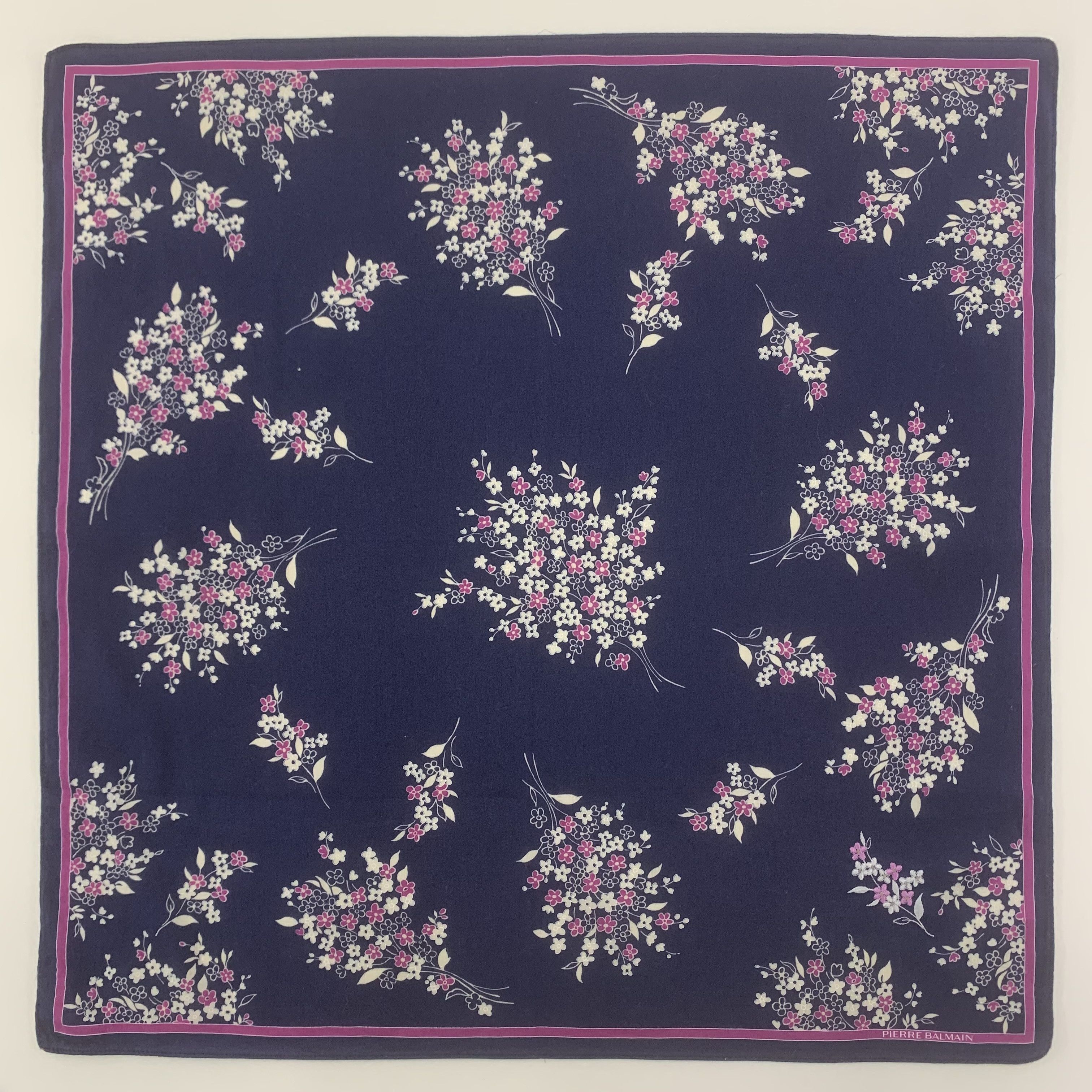 Pierre Balmain Pierre Balmain Handkerchief Bandana Neckerchief TB3403 Size ONE SIZE - 2 Thumbnail
