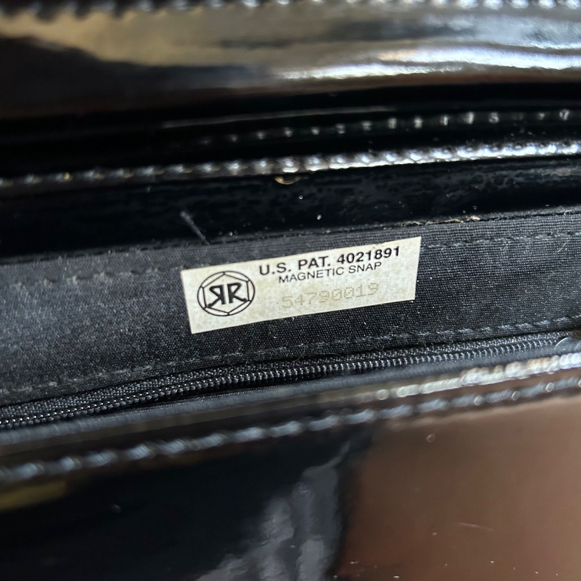 Vintage Vintage Y2K Black E-Spirit Crossbody Handbag Size ONE SIZE - 7 Thumbnail