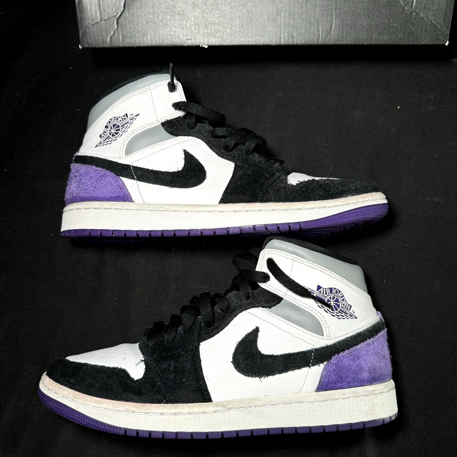 Jordan Brand × Nike Size 8.5 - Nike Air Jordan 1 Mid SE Varsity Purple 2020 Size US 8.5 / EU 41-42 - 2 Thumbnail