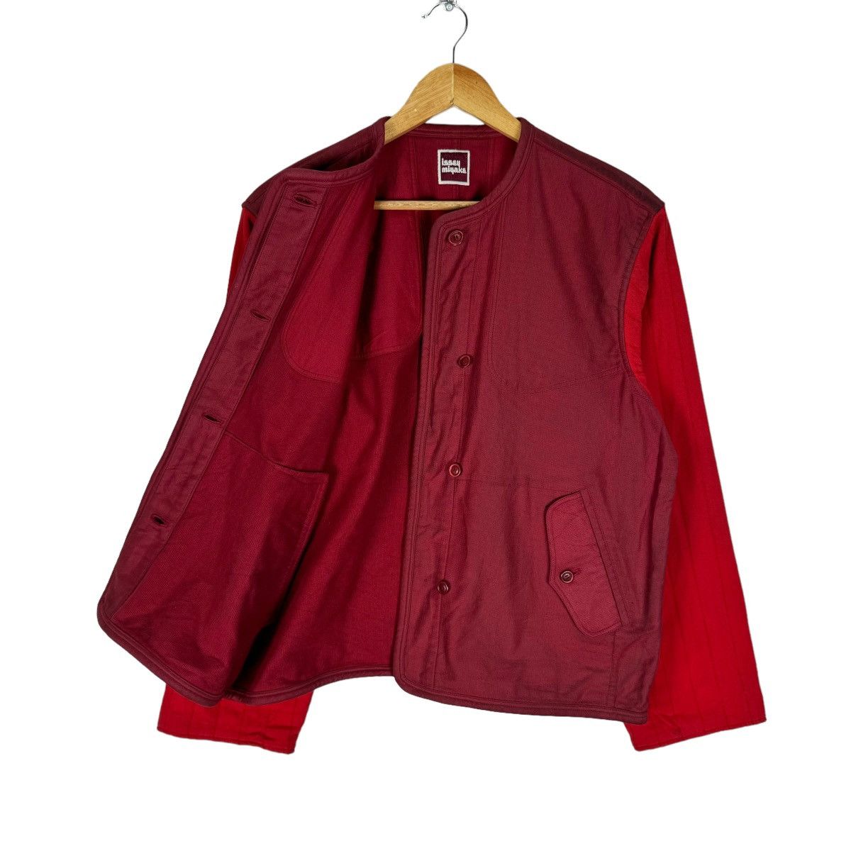 Issey Miyake 🌟70s ISSEY MIYAKE CHERRY RED BUTTON JACKET Size M / US 6-8 / IT 42-44 - 7 Thumbnail