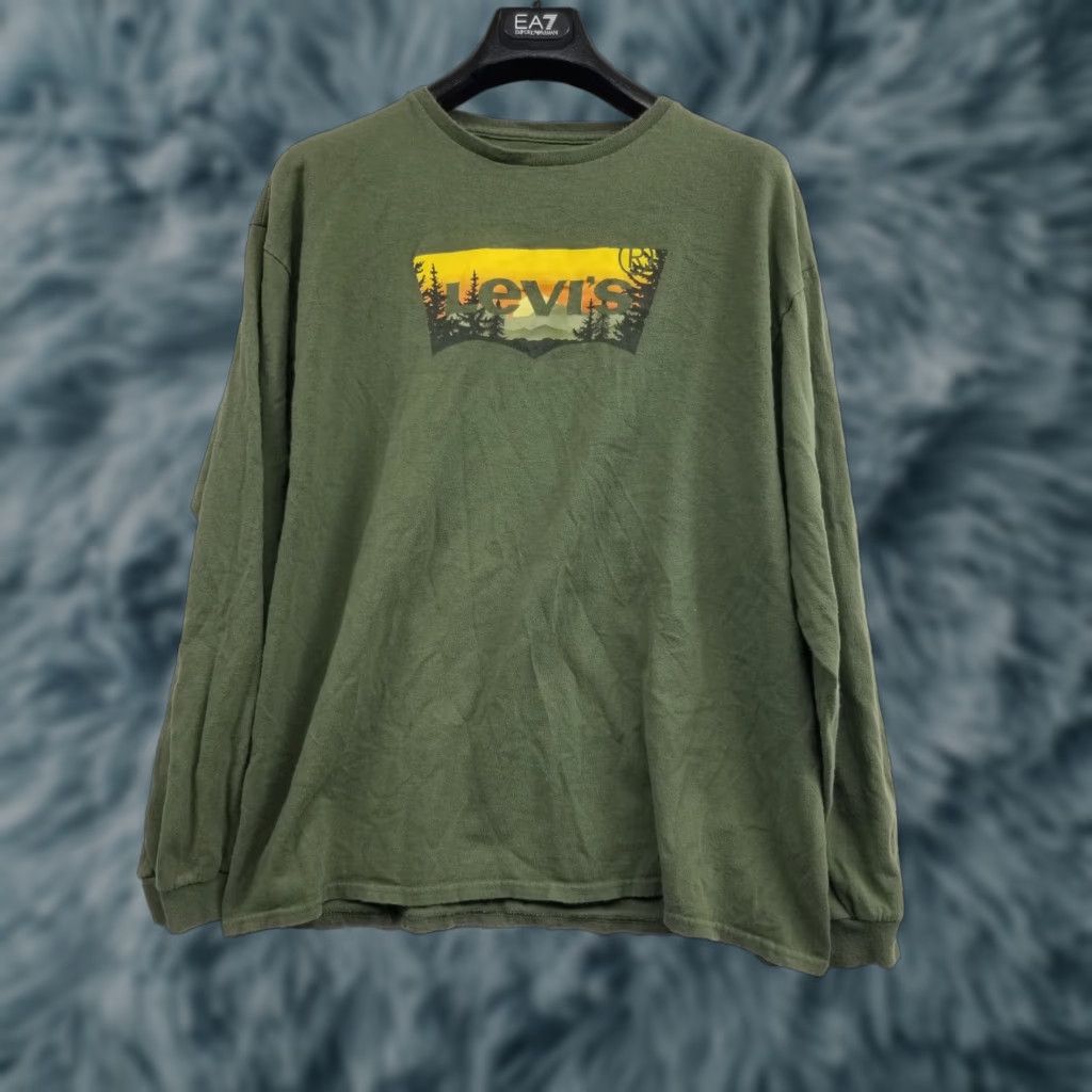 Levi's Levi's Men's T-Shirt Green Logo Long Sleeve Crew Neck XL Classic Fit Shirt Graphic Print Size US XL / EU 56 / 4 - 1 Thumbnail