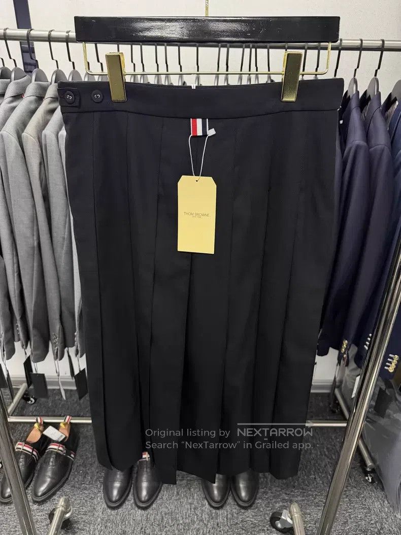 Thom Browne Thom Browne Classic Pleated Skirt - Medium Long Size 26" / US 2 / IT 38 - 6 Thumbnail