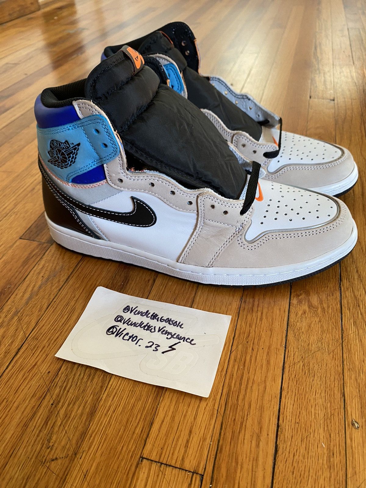 Jordan Brand Jordan Retro 1 High OG Protoype Cut NEW US9.5 Size US 9.5 / EU 42-43 - 1 Thumbnail