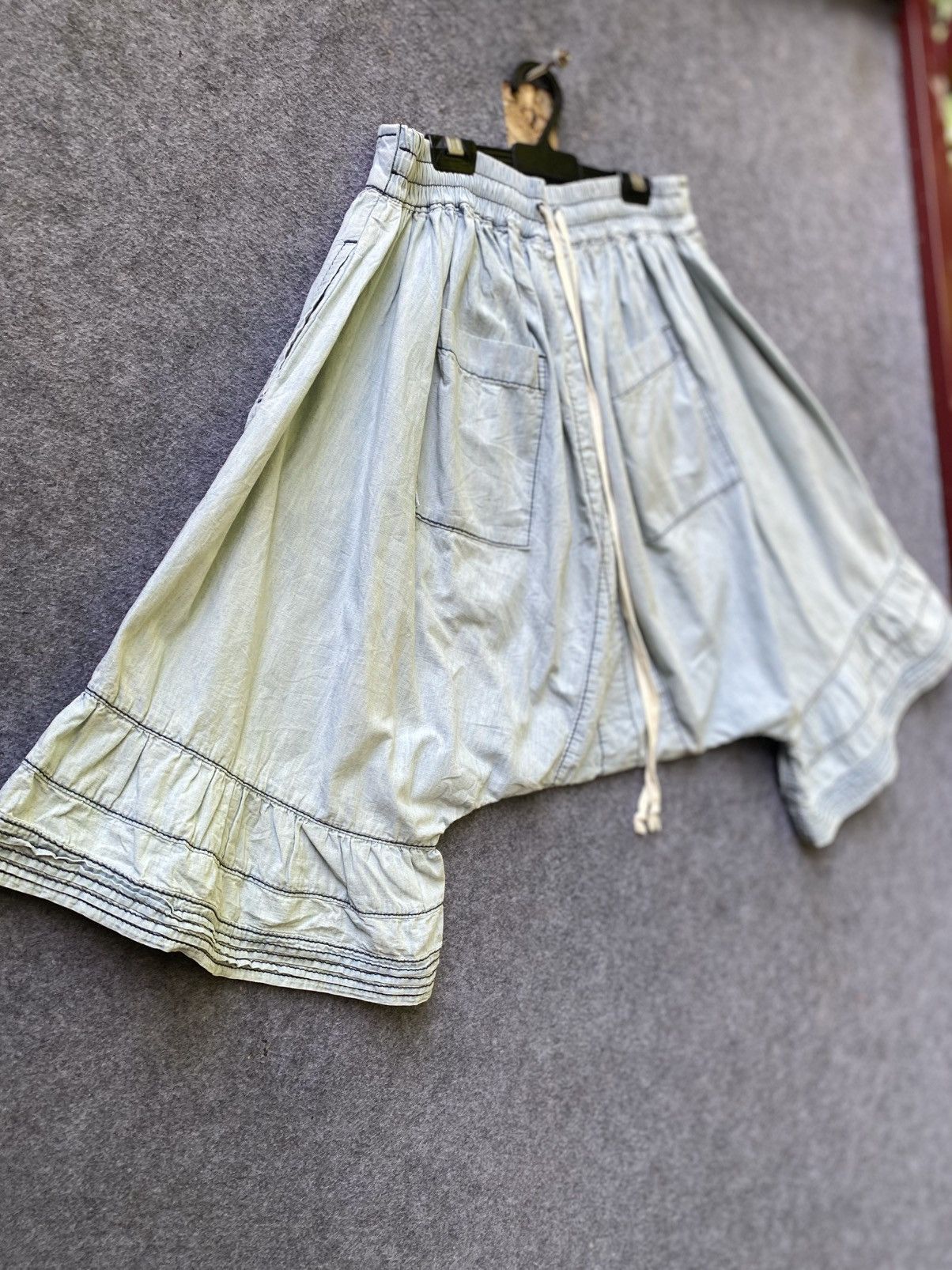 Comme des Garcons Tao Comme des Garçons Light Wash Denim Sarouel Pants Size 28" / US 6 / IT 42 - 4 Thumbnail