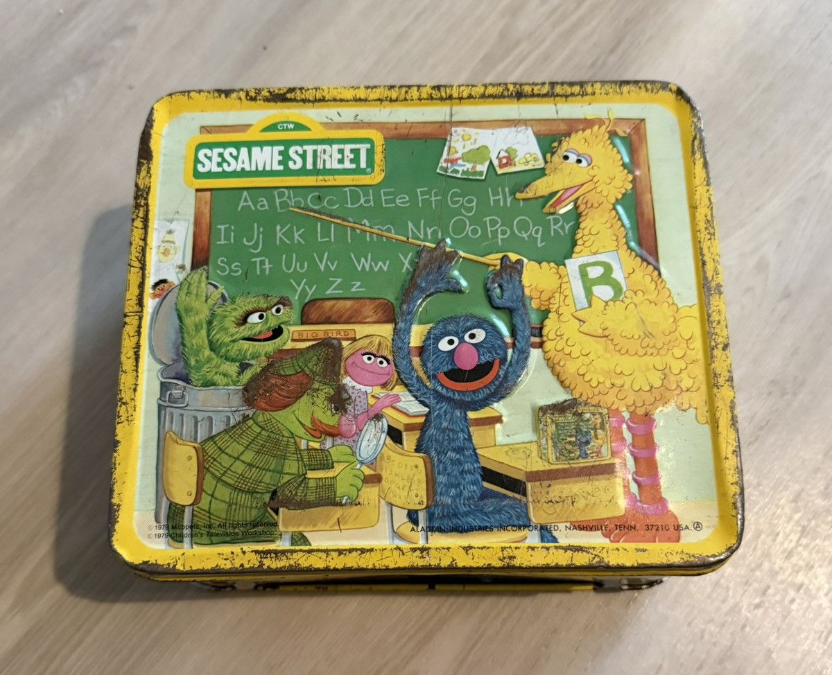 Vintage 1979 Sesame Street Aladdin Industries Metal Lunch Box Size ONE SIZE - 3 Thumbnail