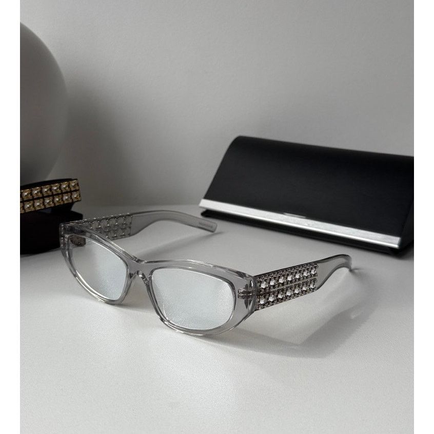 Givenchy NEW Givenchy GV40078U Cat Eye Mirror Crystal Sunglasses $700 Size ONE SIZE - 1 Thumbnail