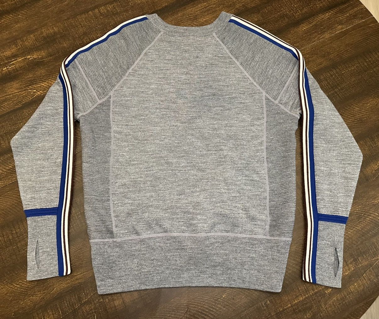 Athleta Athleta Gray Extra Fine Merino Wool Blend Sweater Size M Size M / US 6-8 / IT 42-44 - 7 Thumbnail